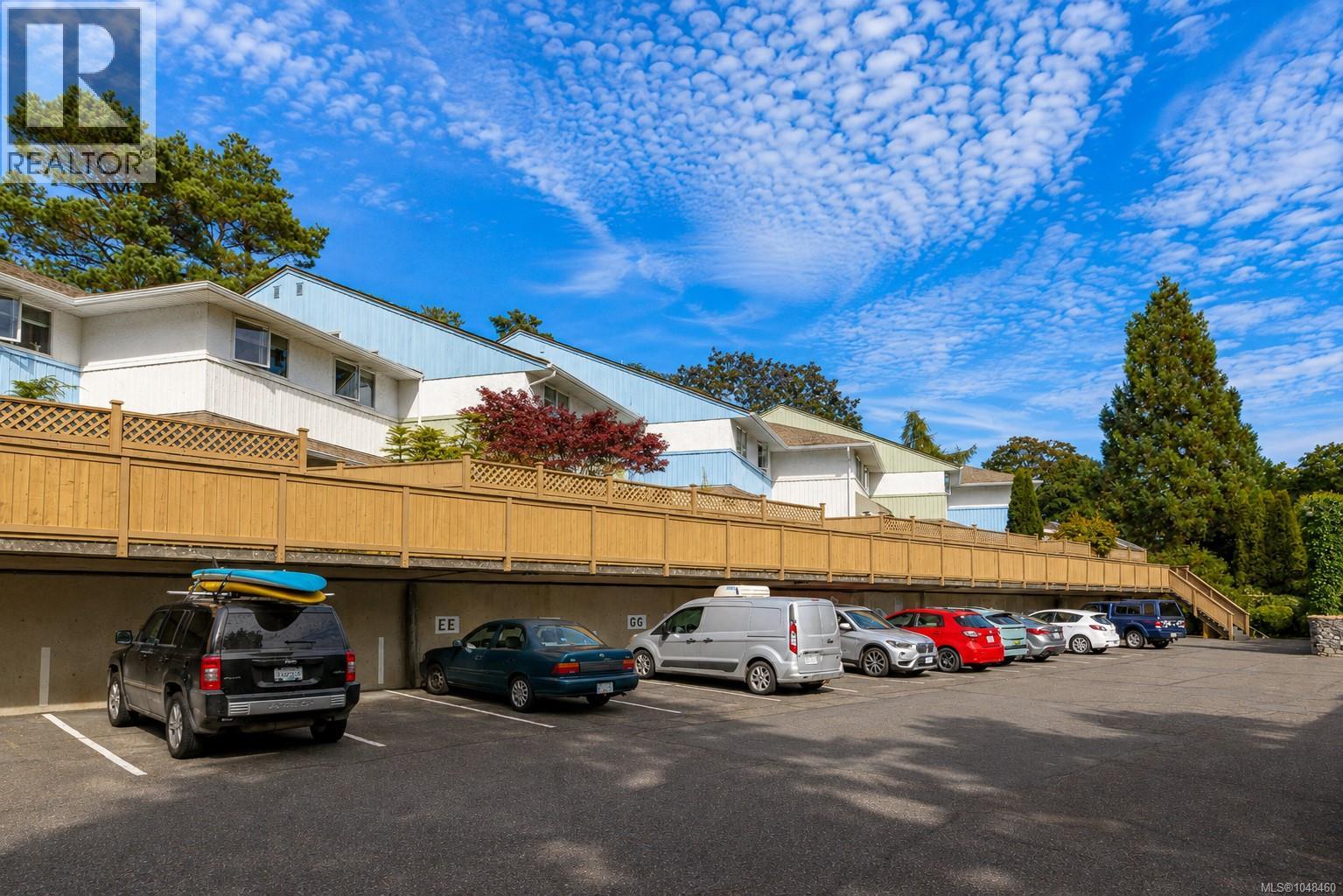 104 724 Sea Terrace, Victoria