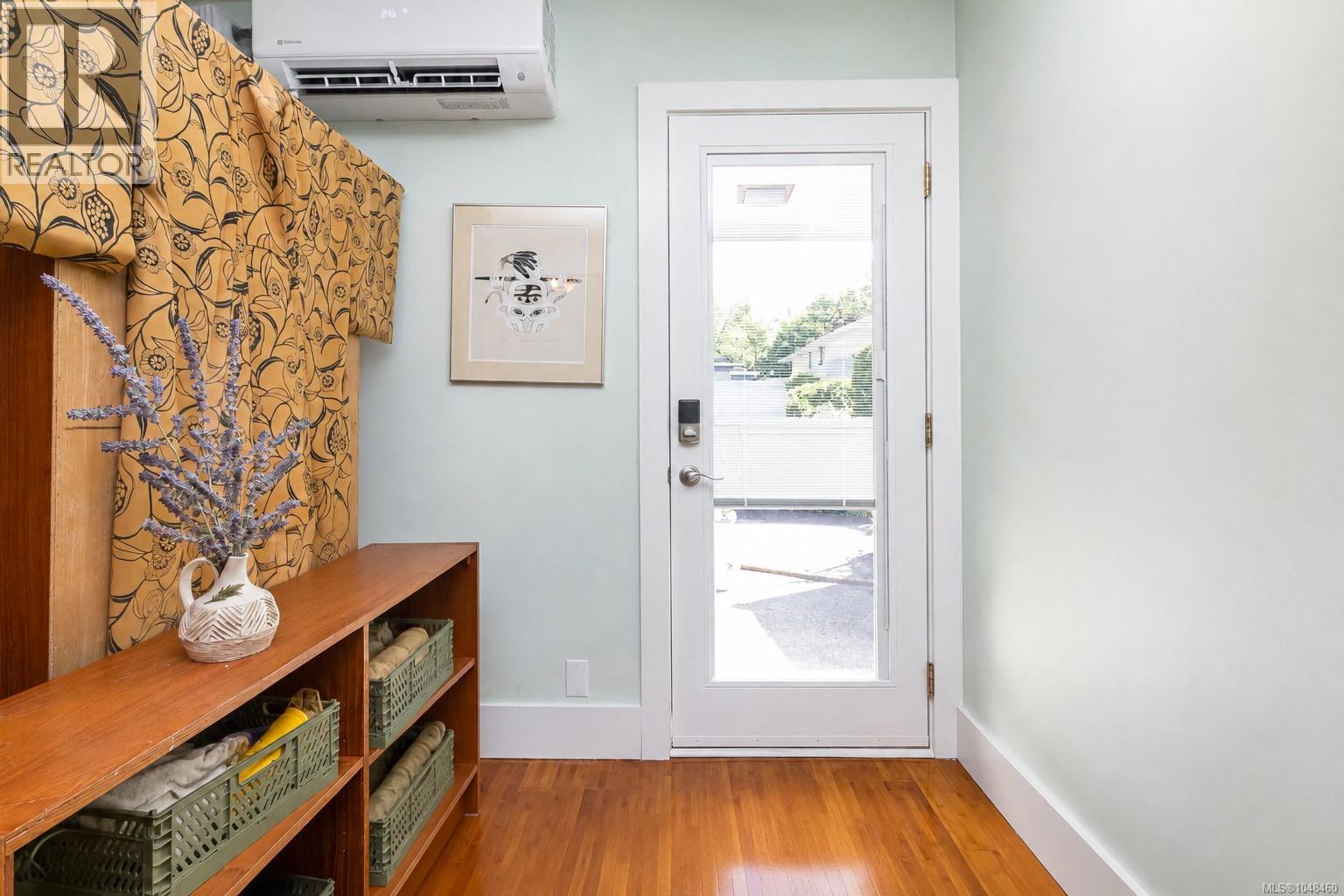 104 724 Sea Terrace, Victoria