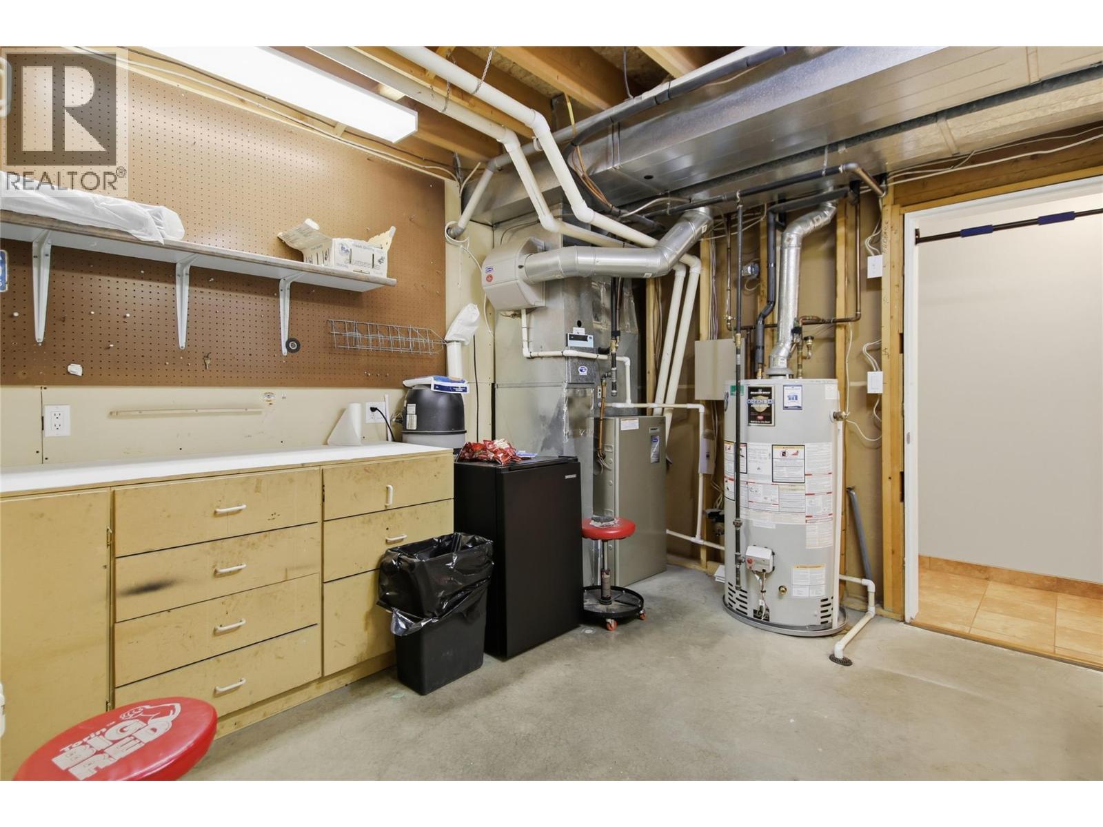 368 Tuxford Drive - Image 33