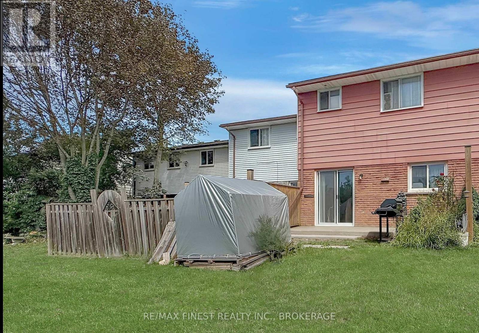 913 OAKVIEW AVENUE - 19