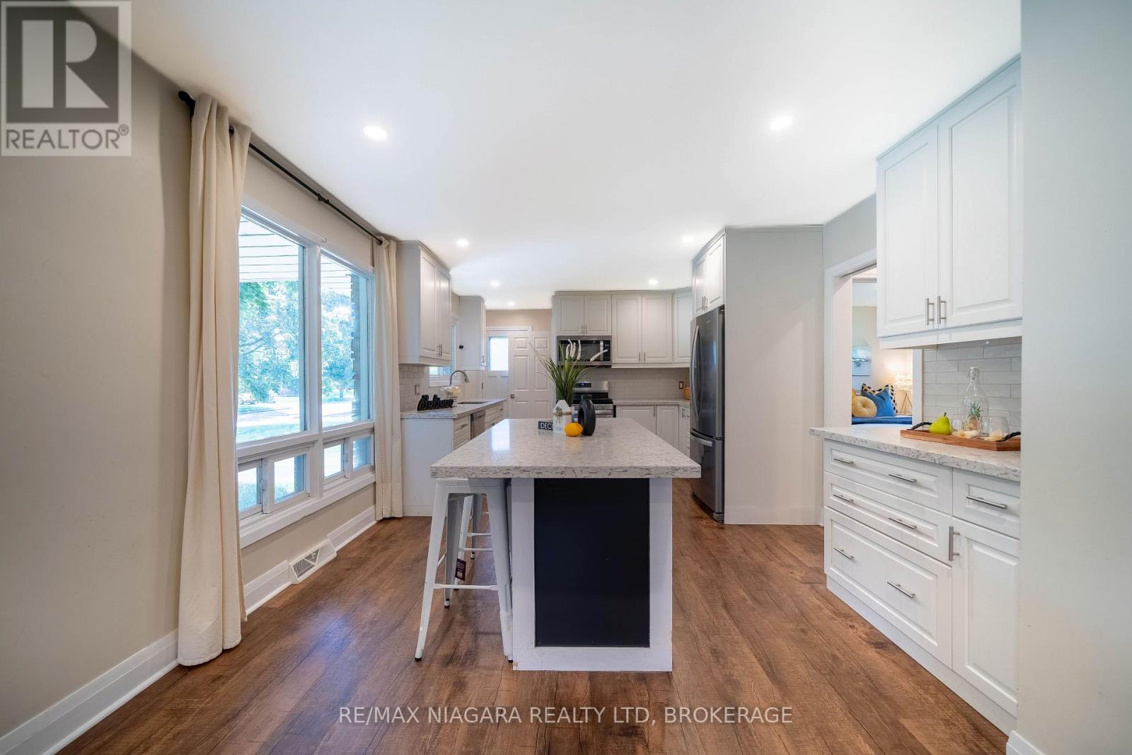15 SPRINGBANK DRIVE, St. Catharines (Ridley) — photo 6