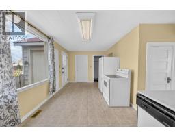 691 3rd Avenue, Fernie, BC V0B1M0 Photo 20