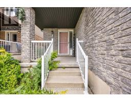 880 Frontenac Crescent, Woodstock, ON N4V0A8 Photo 9