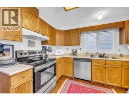 1869 Harbour Street, Port Coquitlam, BC V3C1A4 Photo 12