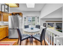 1869 Harbour Street, Port Coquitlam, BC V3C1A4 Photo 9