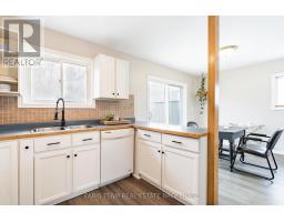 Family room - 12804 County Road 16, Severn, ON L0K2C0 Photo 6