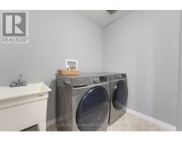 741 Hollinger Avenue S, North Perth, ON N4W0J3 Photo 21