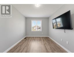 741 Hollinger Avenue S, North Perth, ON N4W0J3 Photo 17
