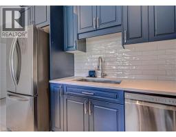 Kitchen - 9 Queensbrook Crescent, Cambridge, ON N1S0E5 Photo 10