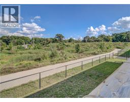 9 Queensbrook Crescent, Cambridge, ON N1S0E5 Photo 16