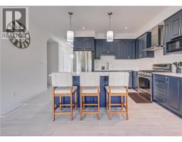 4pc Bathroom - 9 Queensbrook Crescent, Cambridge, ON N1S0E5 Photo 8