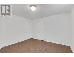 177 Searle Avenue, Toronto, ON M3H4B5 Photo 12