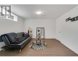 177 Searle Avenue, Toronto, ON M3H4B5 Photo 7