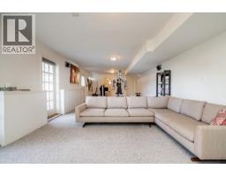21489 Cherry Place, Maple Ridge, BC V2X4L5 Photo 37