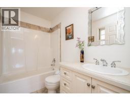 21489 Cherry Place, Maple Ridge, BC V2X4L5 Photo 35