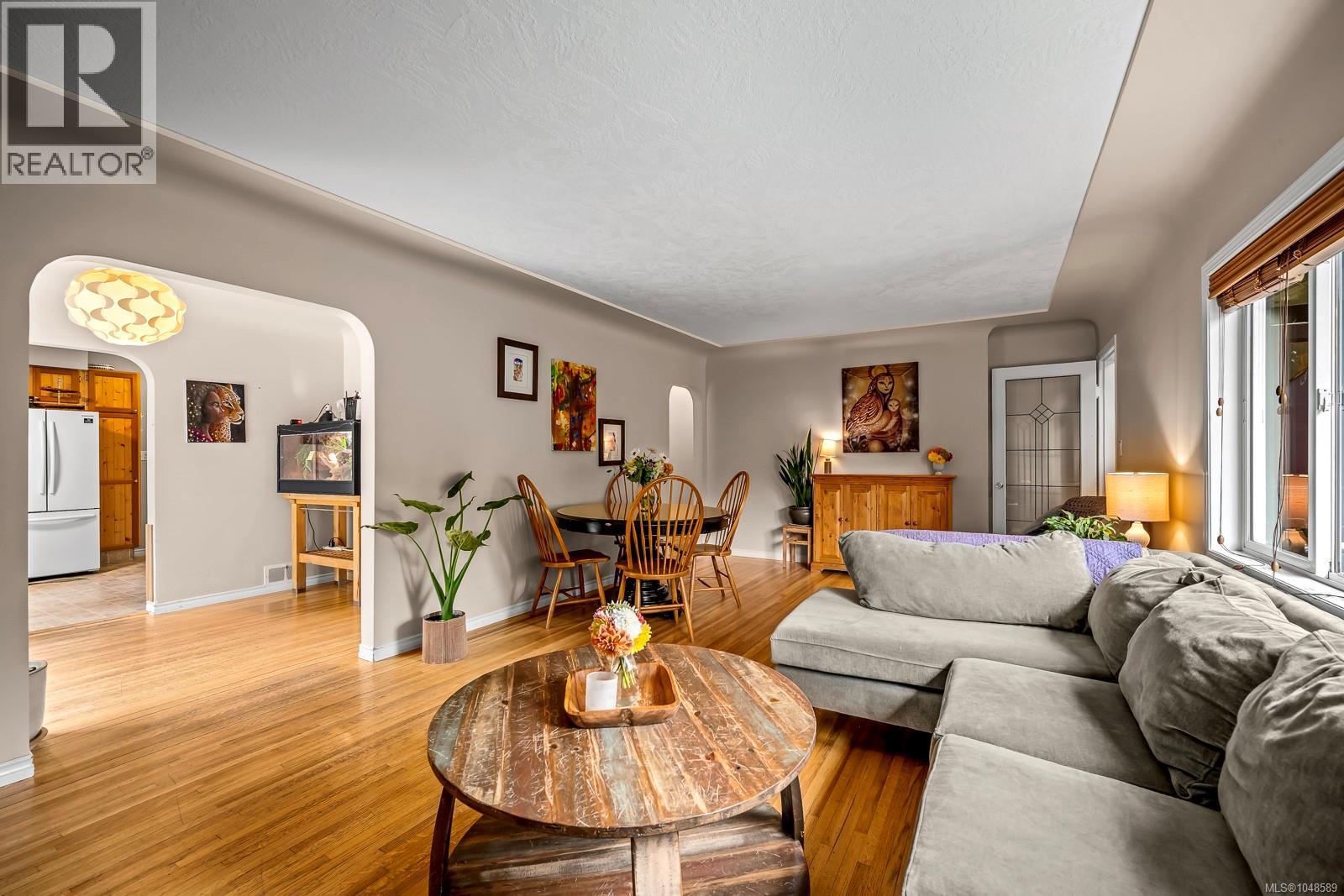 2945 Royston Rd - Image 13