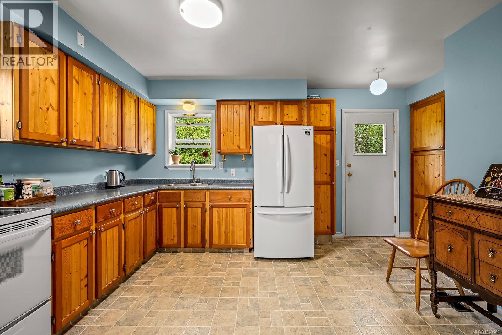 2945 Royston Rd - Image 14