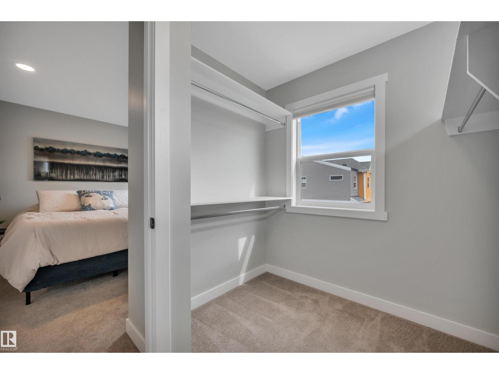 #4 150 EVERITT DR - 35