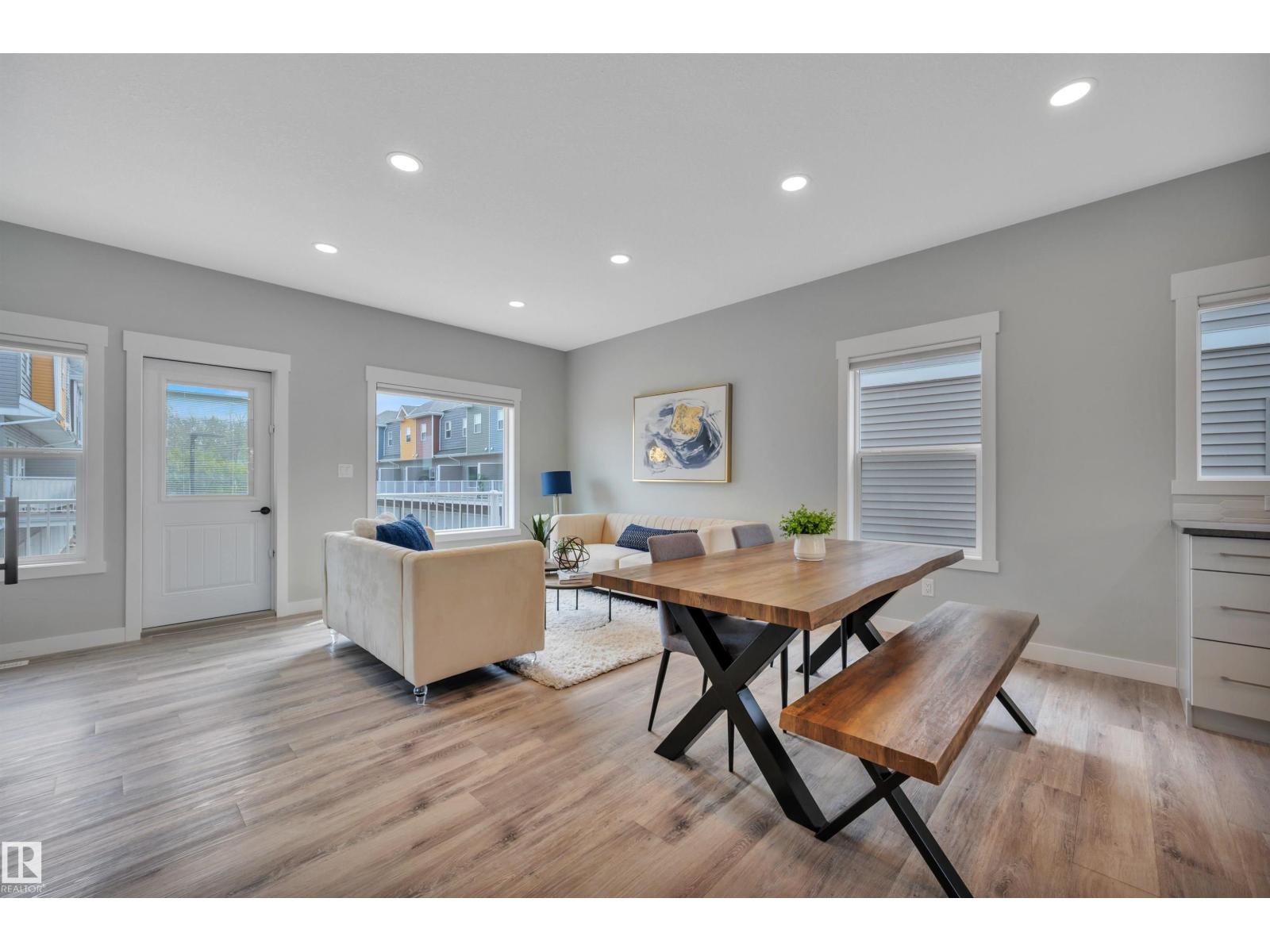 #4 150 EVERITT DR - 8