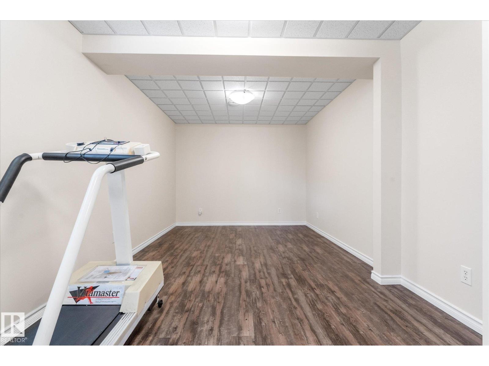 156 BROOKVIEW WY - 34