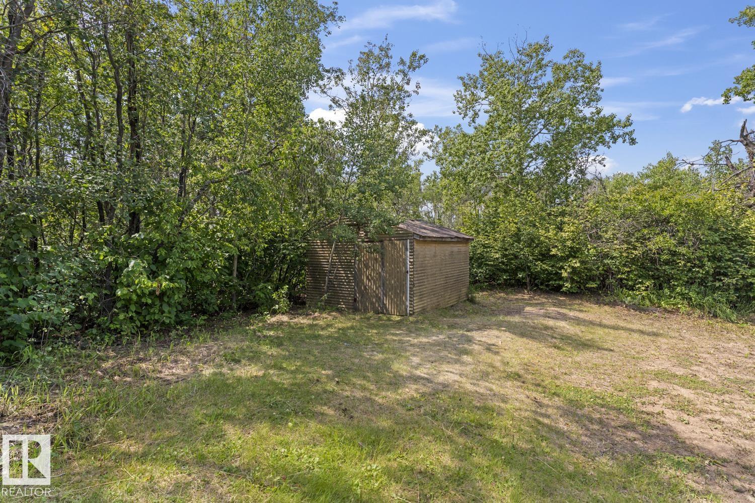 42201 TWP RD 624 - 20