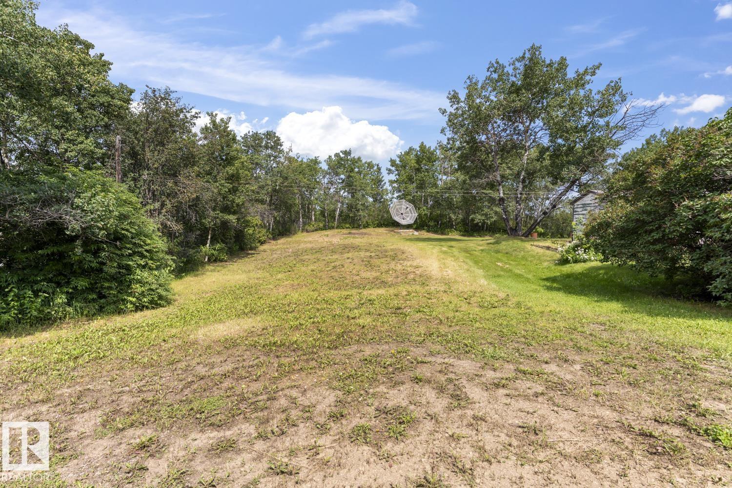 42201 TWP RD 624 - 21