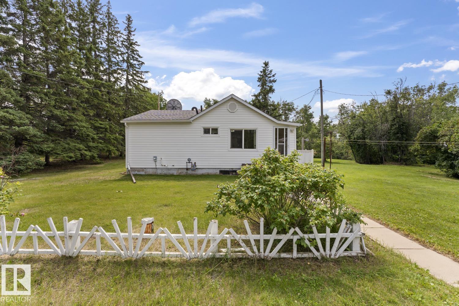 42201 TWP RD 624 - 23