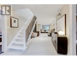 Family room - 45 Pleasant Avenue, East Gwillimbury, ON L9N1A2 Photo 13