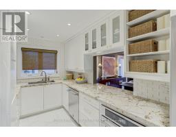 45 Pleasant Avenue, East Gwillimbury, ON L9N1A2 Photo 20