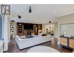 45 Pleasant Avenue, East Gwillimbury, ON L9N1A2 Photo 25