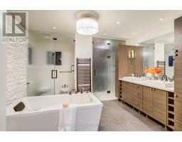 45 Pleasant Avenue, East Gwillimbury, ON L9N1A2 Photo 38