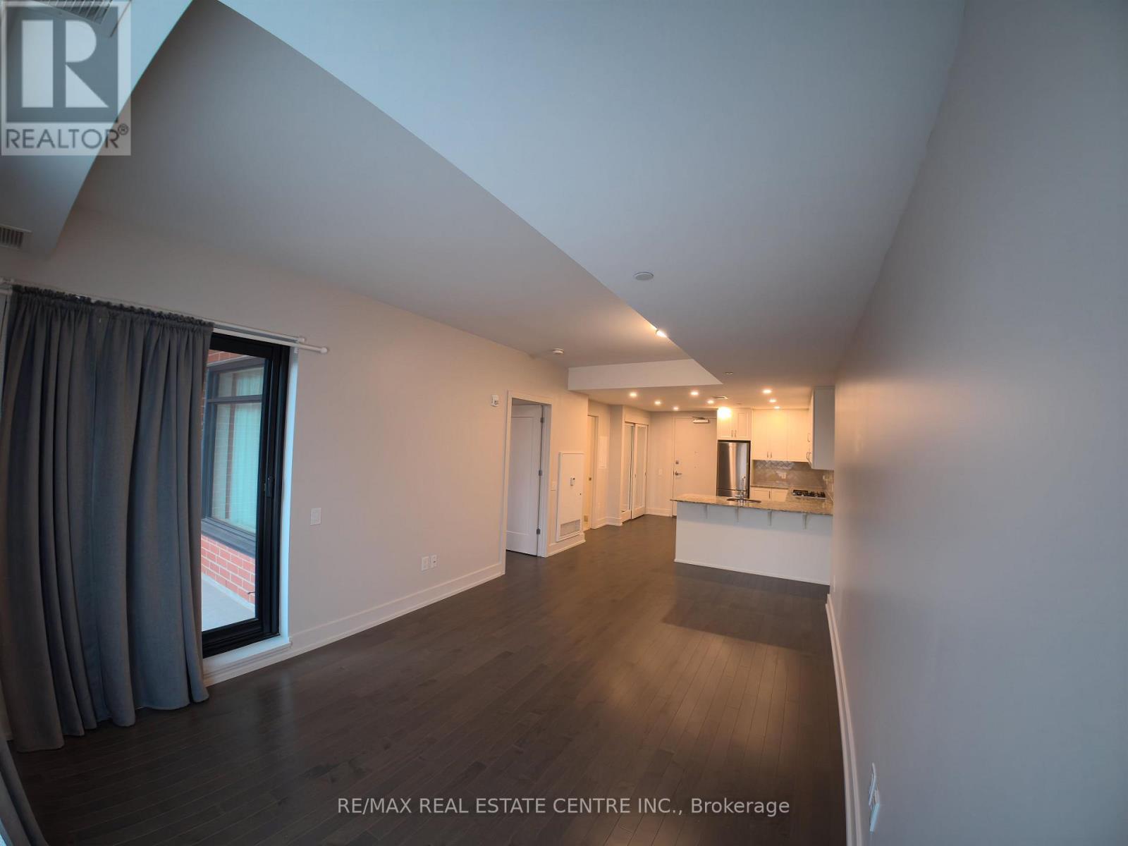 #405 60 SPRINGHURST AVENUE - 12