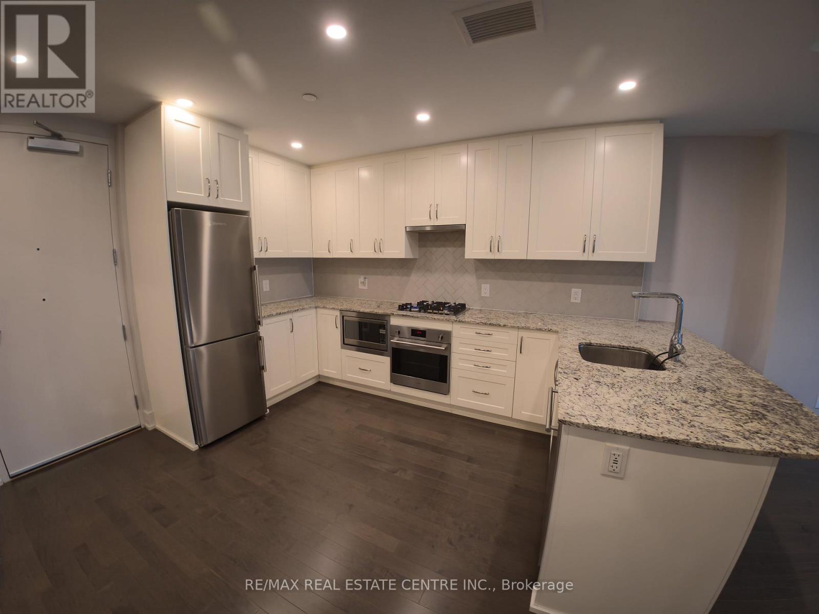 #405 60 SPRINGHURST AVENUE - 3