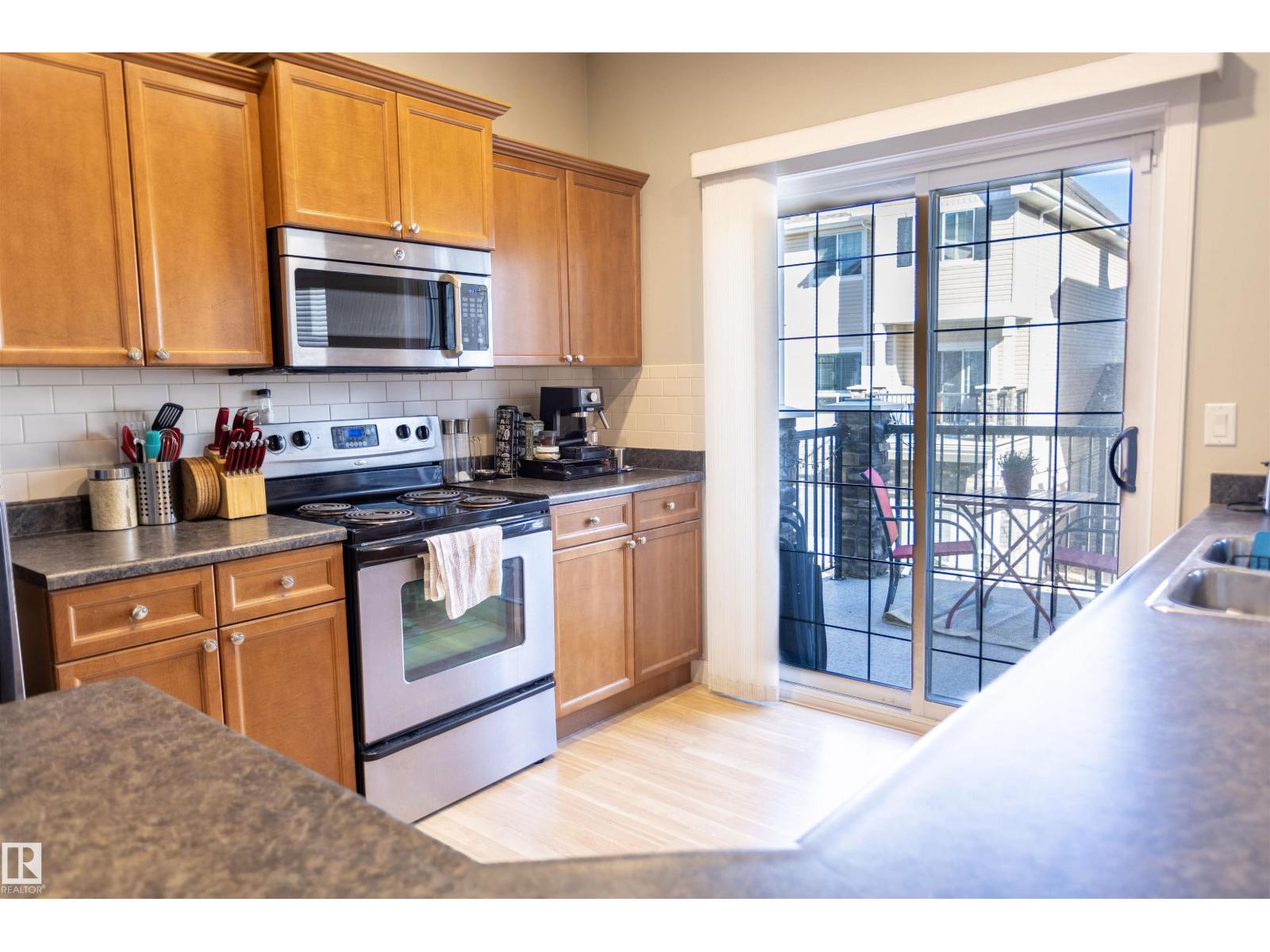 #25 7293 SOUTH TERWILLEGAR DR NW - 9