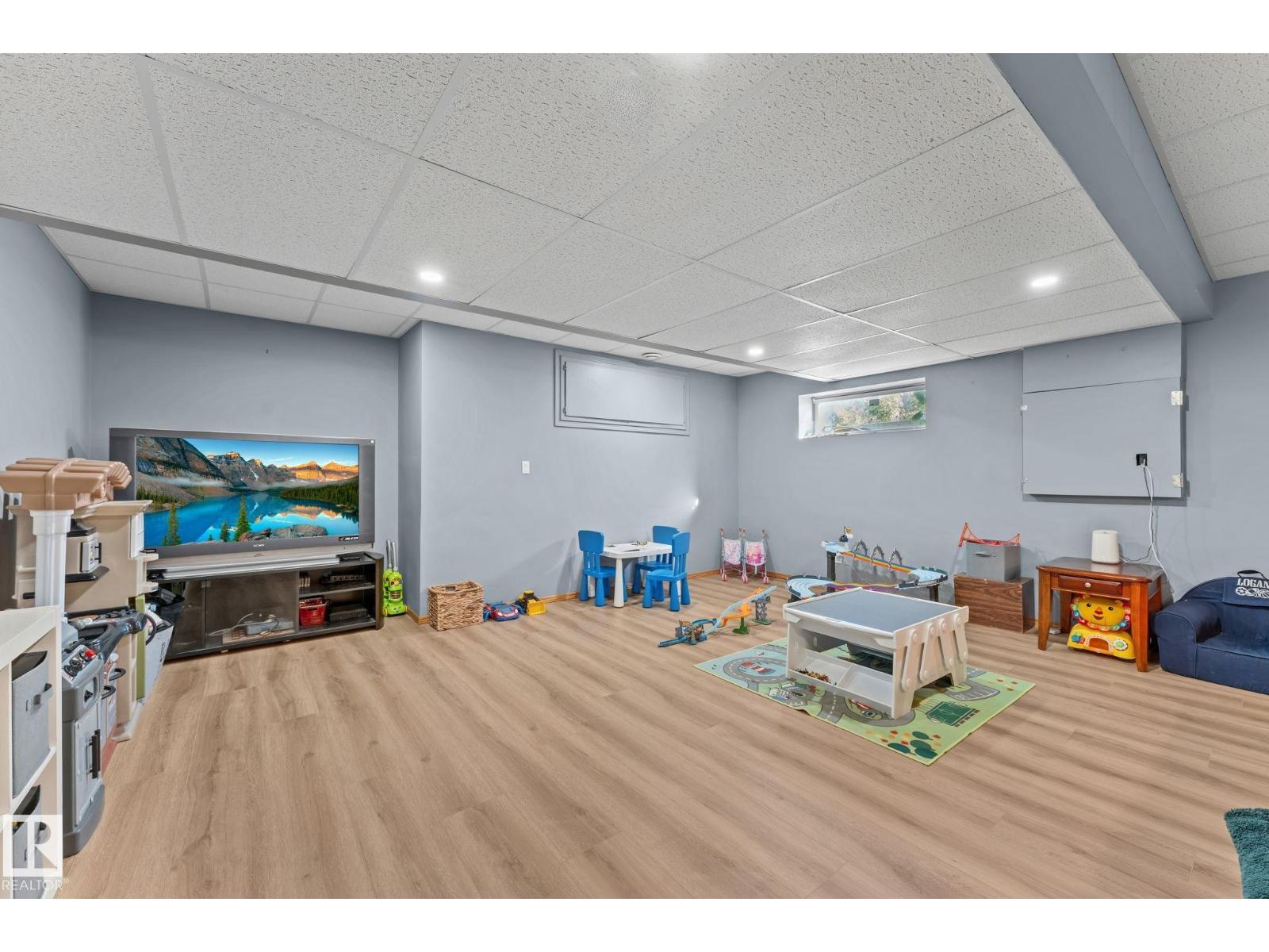 54224 RGE ROAD 245 - 49