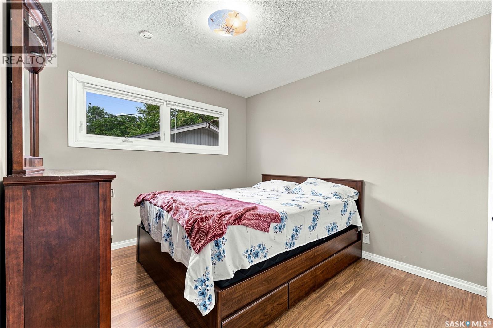1520 UHRICH AVENUE - Image 11