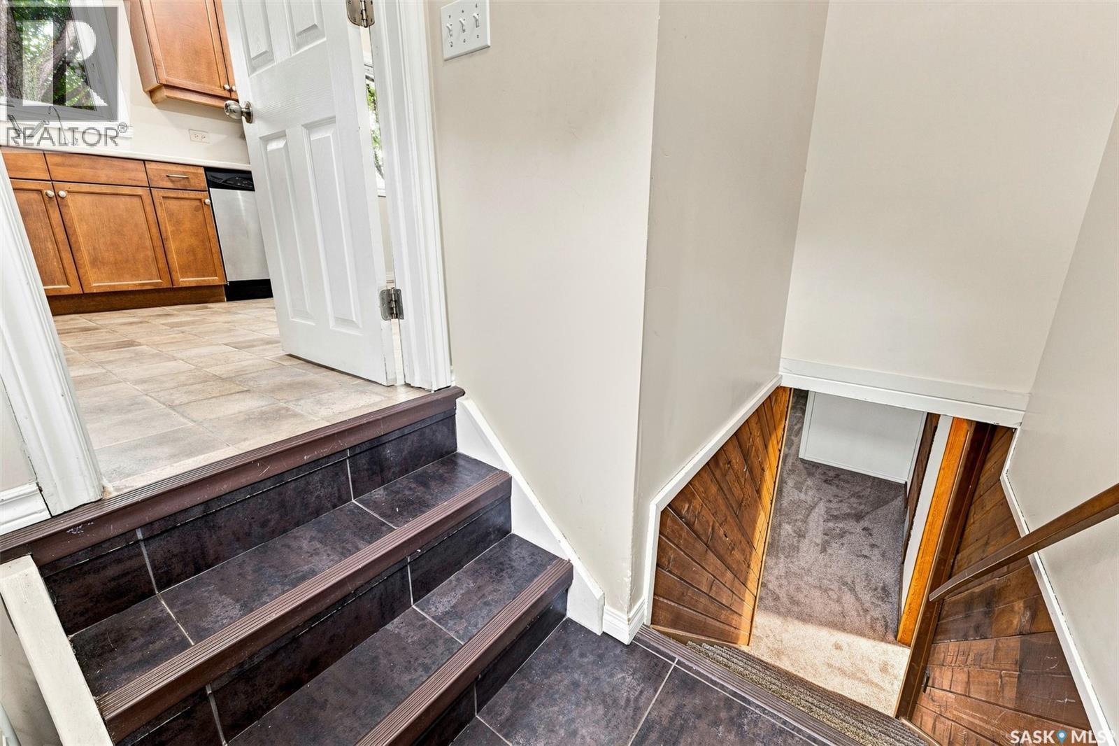 1520 UHRICH AVENUE - Image 15