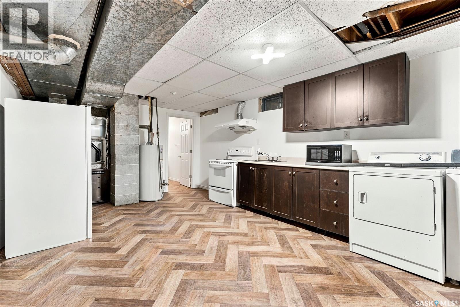 1520 UHRICH AVENUE - Image 18