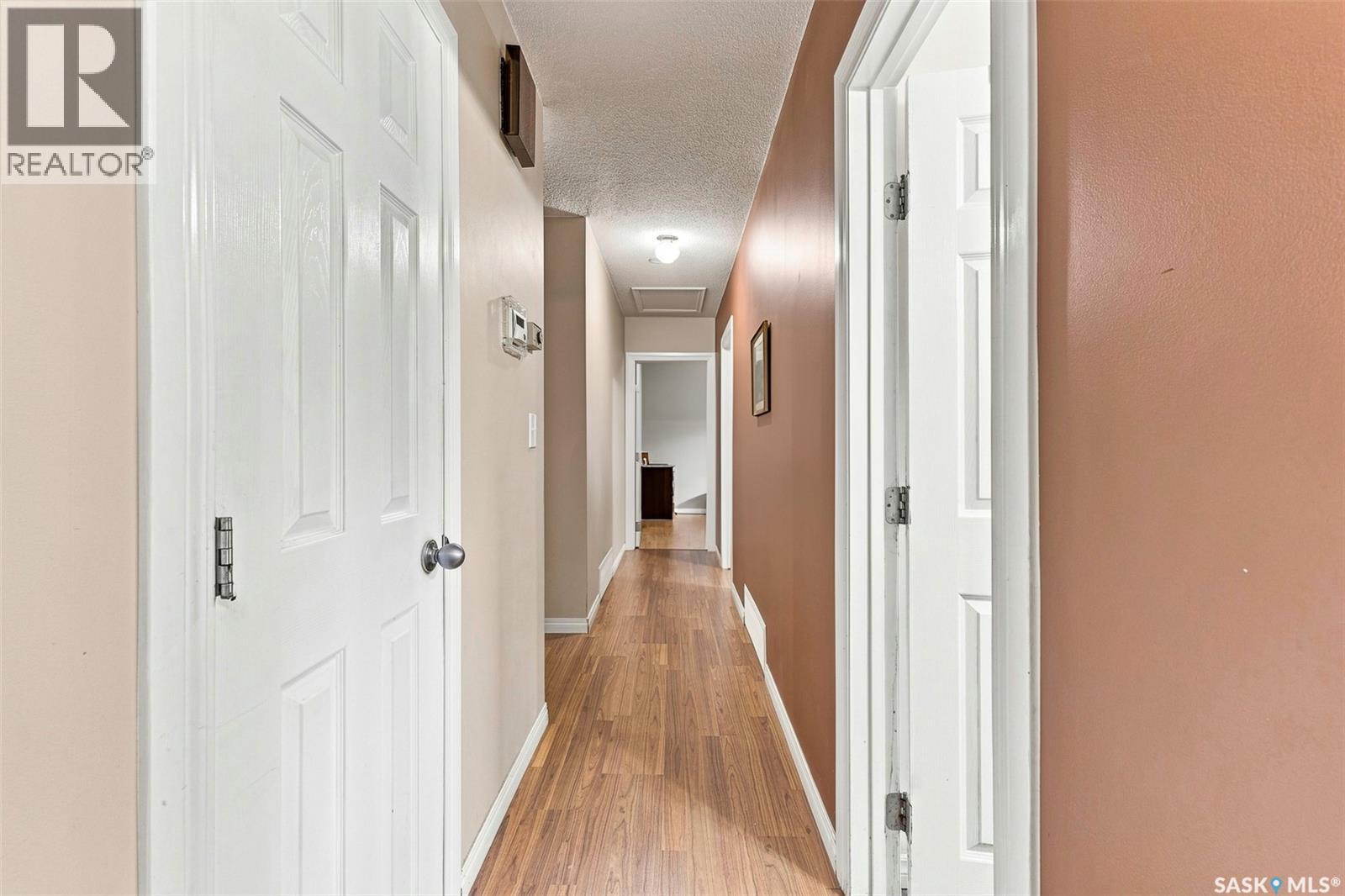 1520 UHRICH AVENUE - Image 8