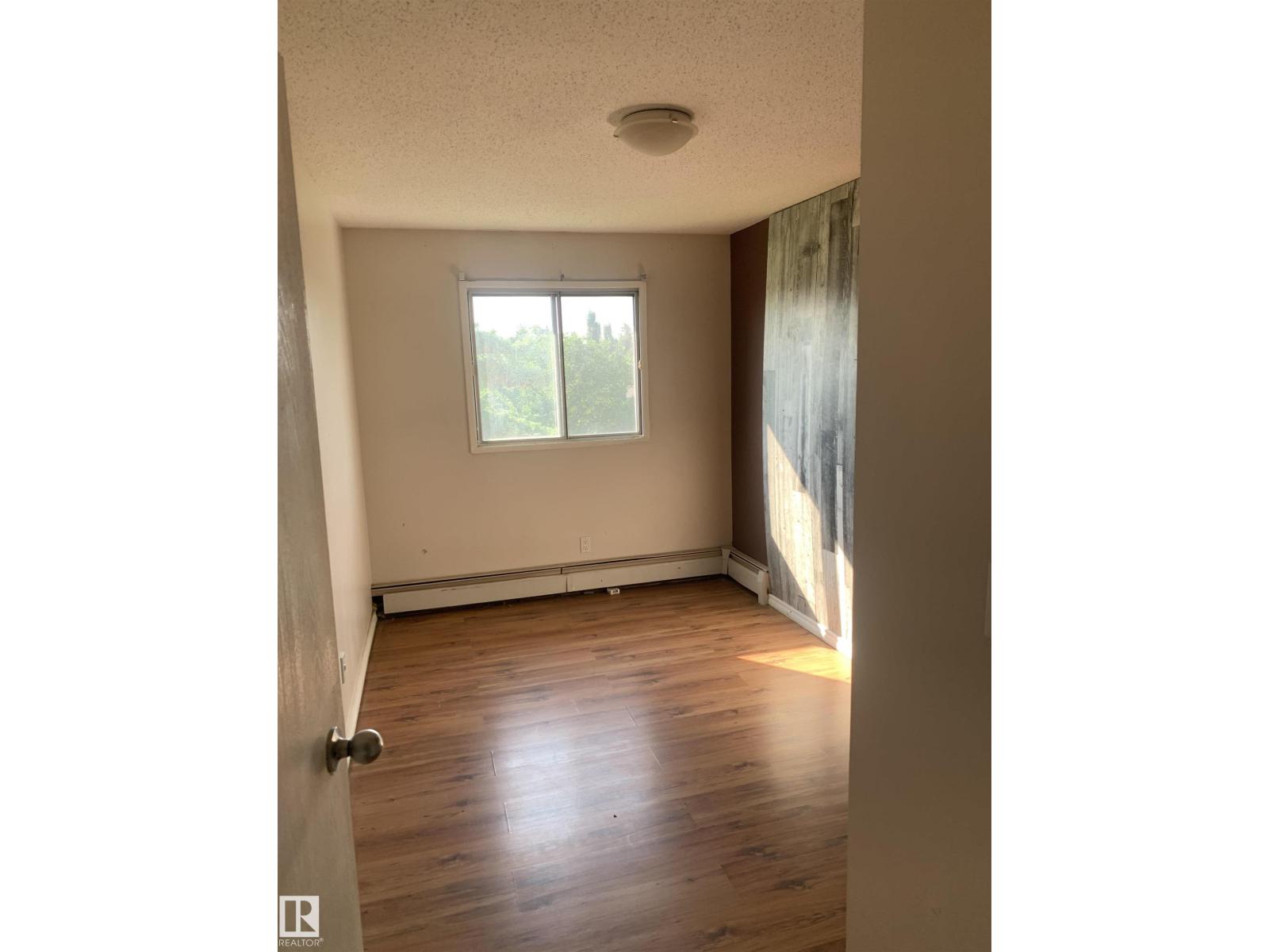 #411 1945 105 ST NW - 7