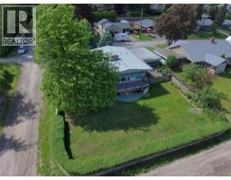 1832 Third Street, Fruitvale, BC V0G1L1 Photo 39