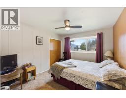 1832 Third Street, Fruitvale, BC V0G1L1 Photo 29