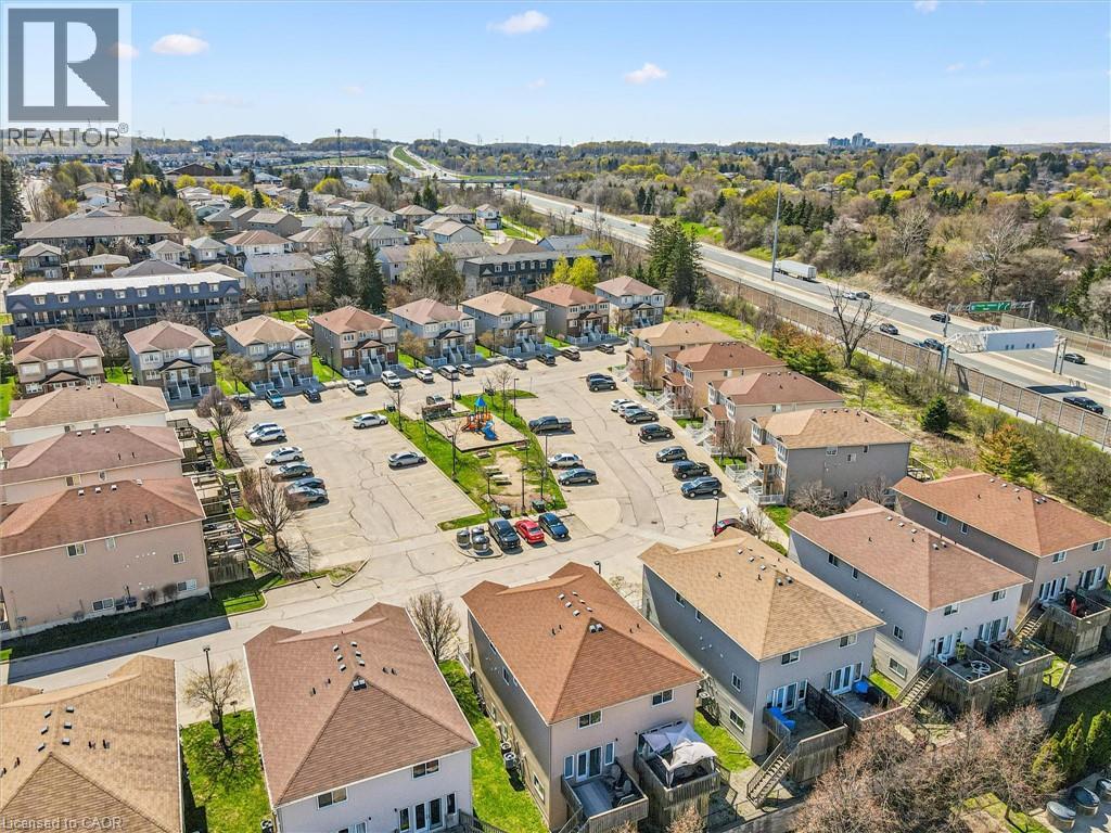 #16B 50 HOWE Drive - Image 31