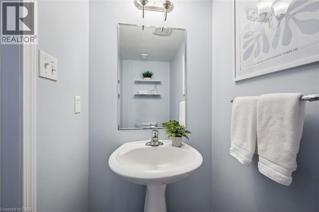 #16B 50 HOWE Drive - 15