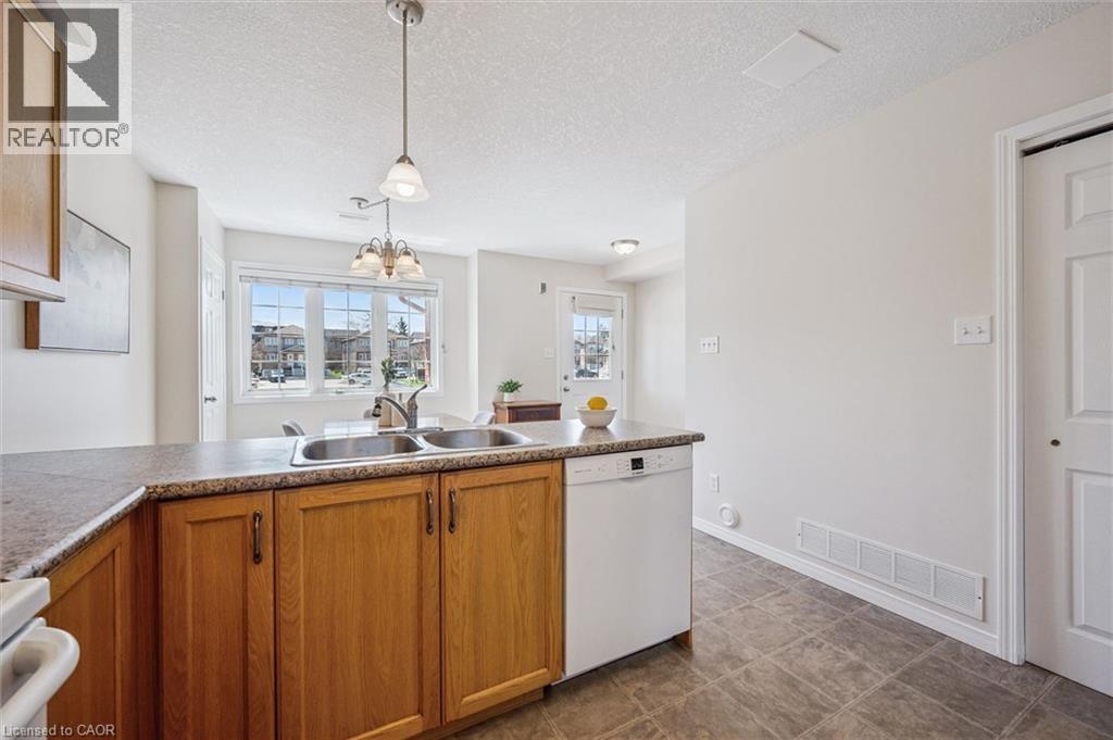 #16B 50 HOWE Drive - 11