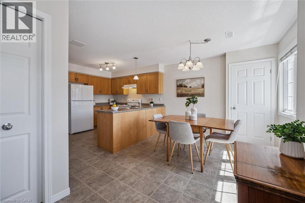 #16B 50 HOWE Drive - Image 7