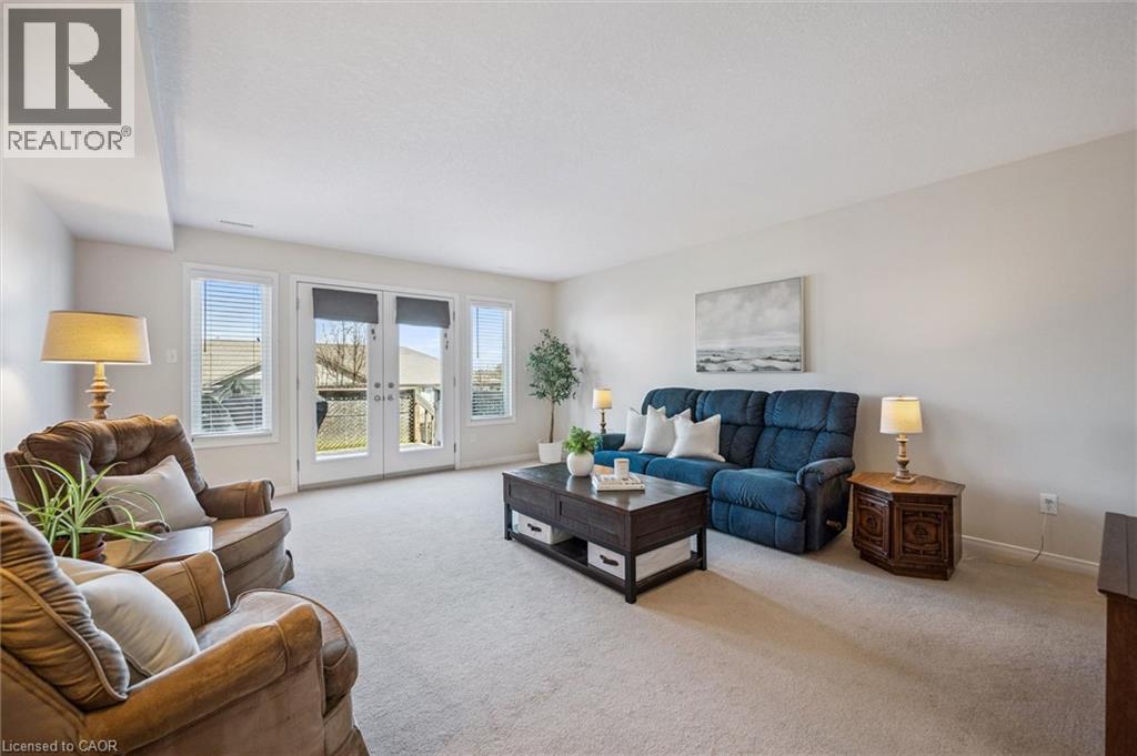 #16B 50 HOWE Drive - Image 12
