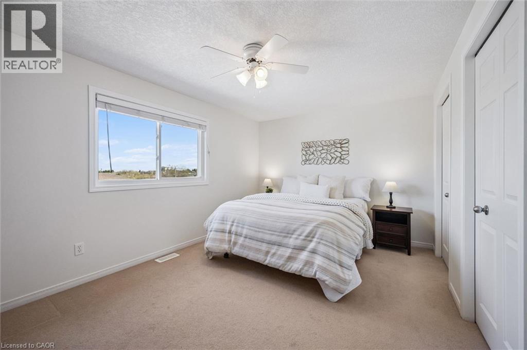 #16B 50 HOWE Drive - Image 20