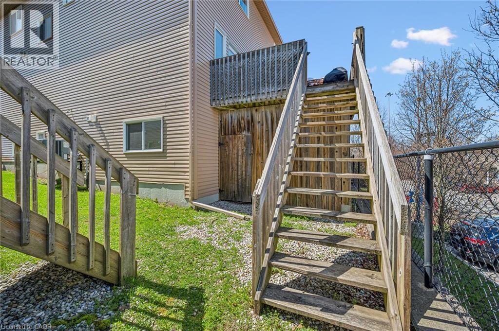 #16B 50 HOWE Drive - Image 25