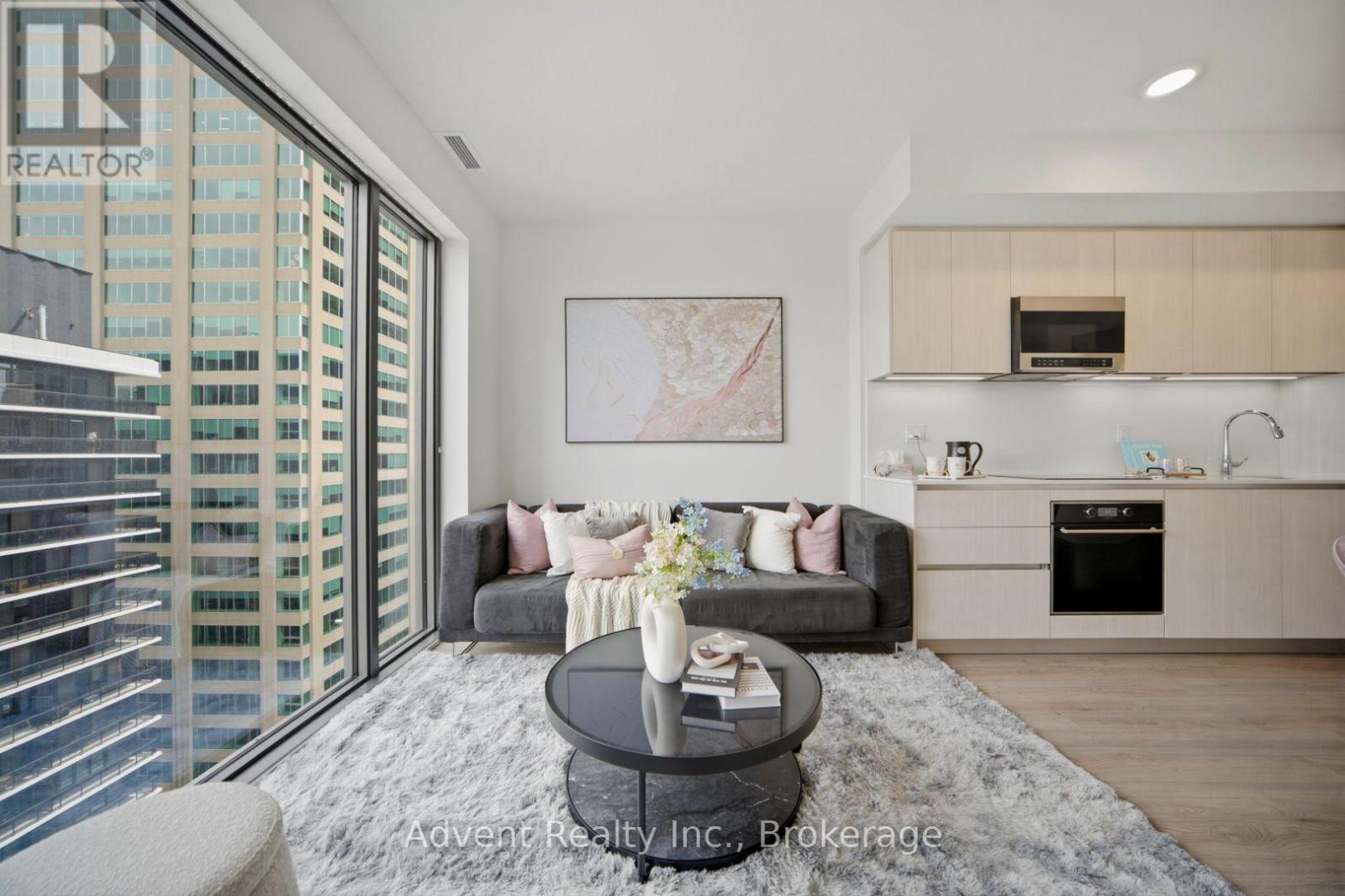#2308 8 Cumberland Street, Toronto (Annex), Ontario, M4W0B6, Toronto (Annex), Ontario — photo 5 of 5